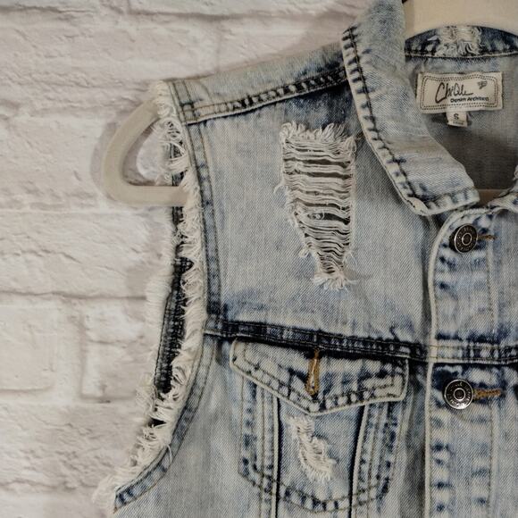 A Chiqle Denim Architect Light Acid Wash Distressed Ripped Denim Jean Vest S - Picture 3 of 11